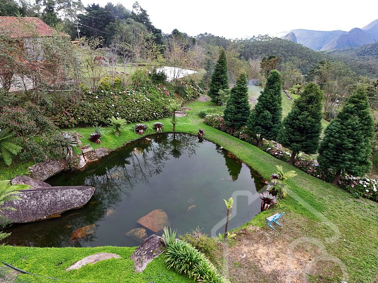 Casa espetacular com piscina e churrasqueira
