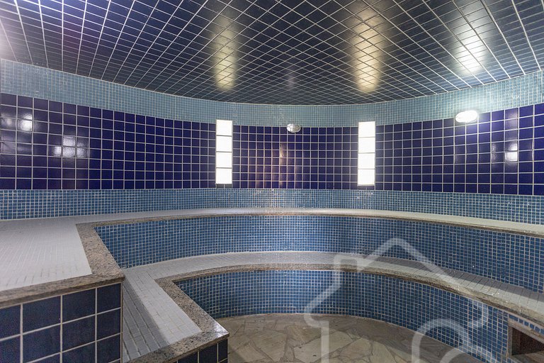Casa com piscina em condomínio na Rasa