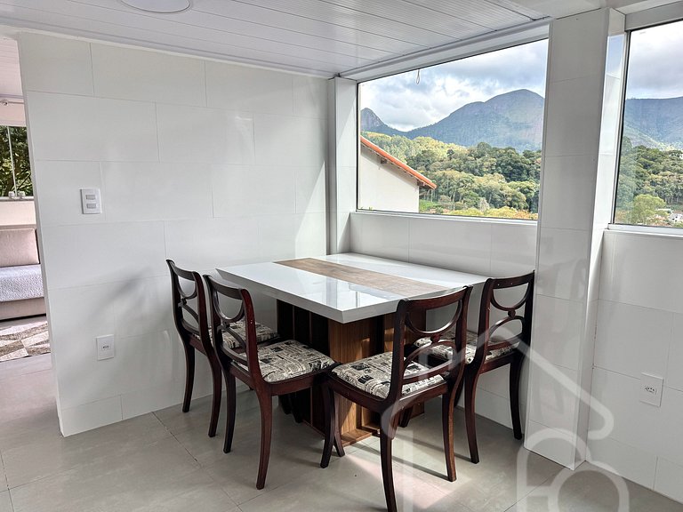 Casa na Serra com vista para as montanhas
