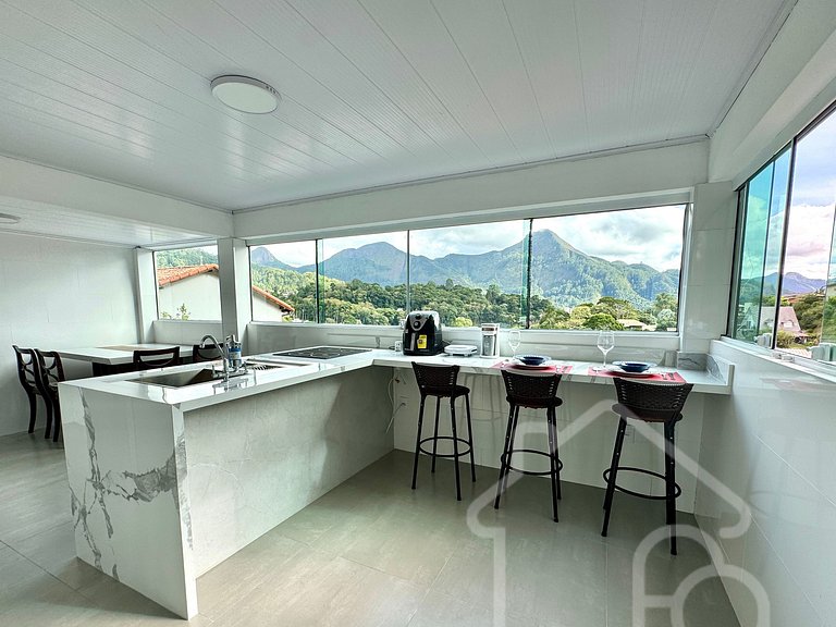 Casa na Serra com vista para as montanhas