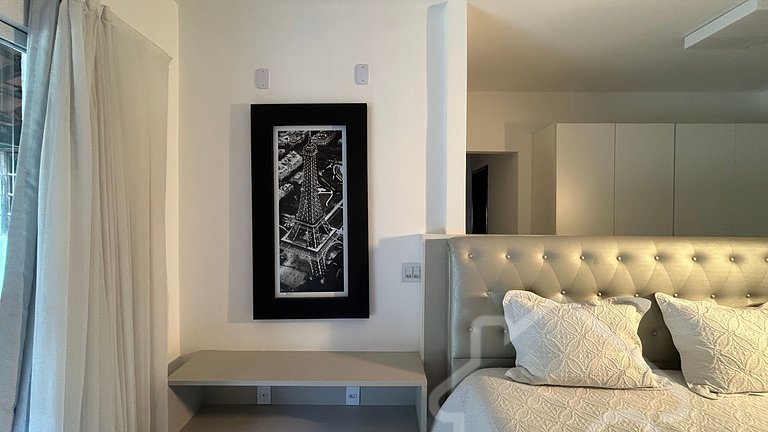 Casa Espaçosa com Piscina, Hidro e 3 Suítes