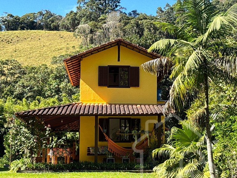 Refúgio na Serra com Rio no Jardim – Remanso Galdi