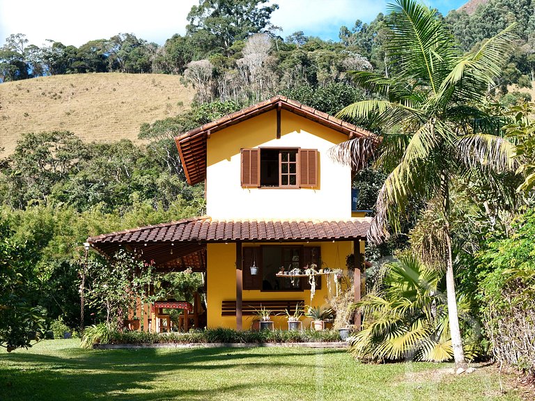 Refúgio na Serra com Rio no Jardim – Remanso Galdi