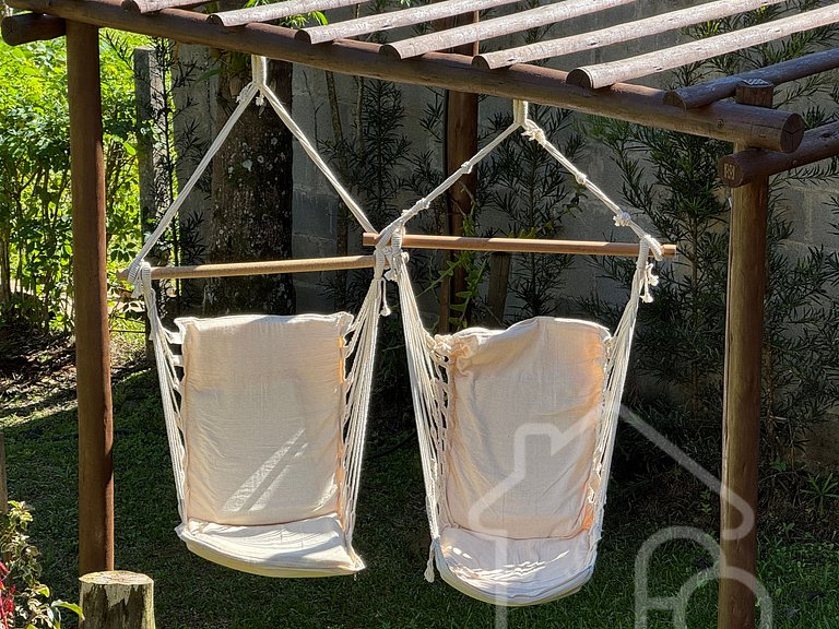 Refúgio na Serra com Rio no Jardim – Remanso Galdi