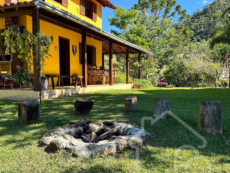 Refúgio na Serra com Rio no Jardim – Remanso Galdi