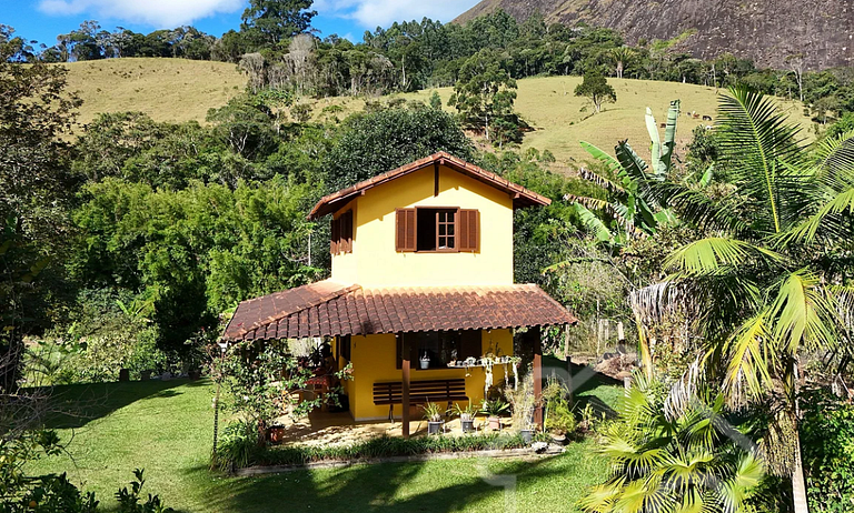 Refúgio na Serra com Rio no Jardim – Remanso Galdi