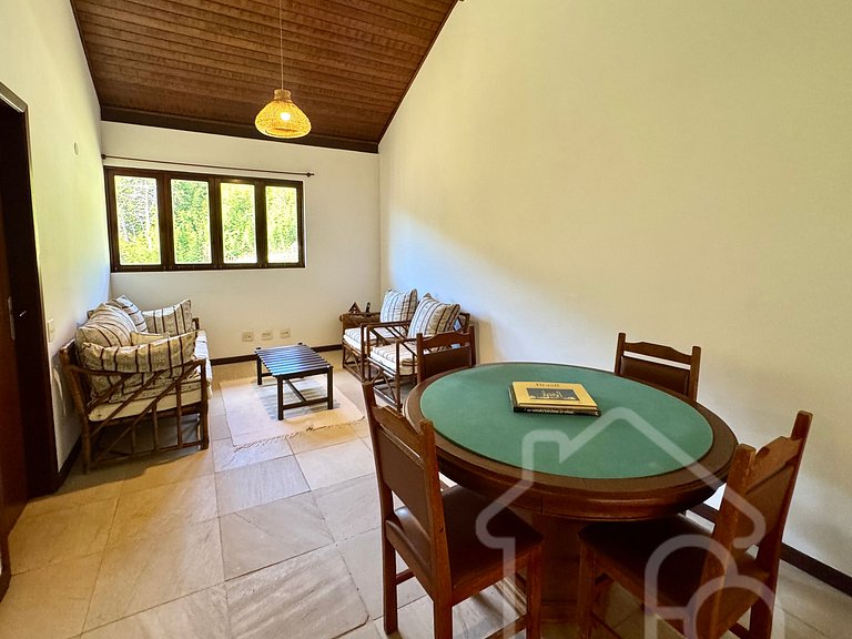 Casa com Lareira e Vista para as Montanhas
