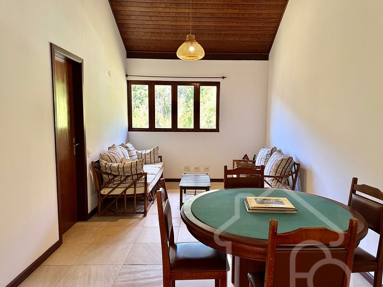Casa com Lareira e Vista para as Montanhas