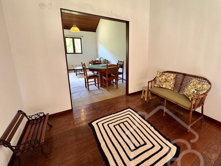 Casa com Lareira e Vista para as Montanhas