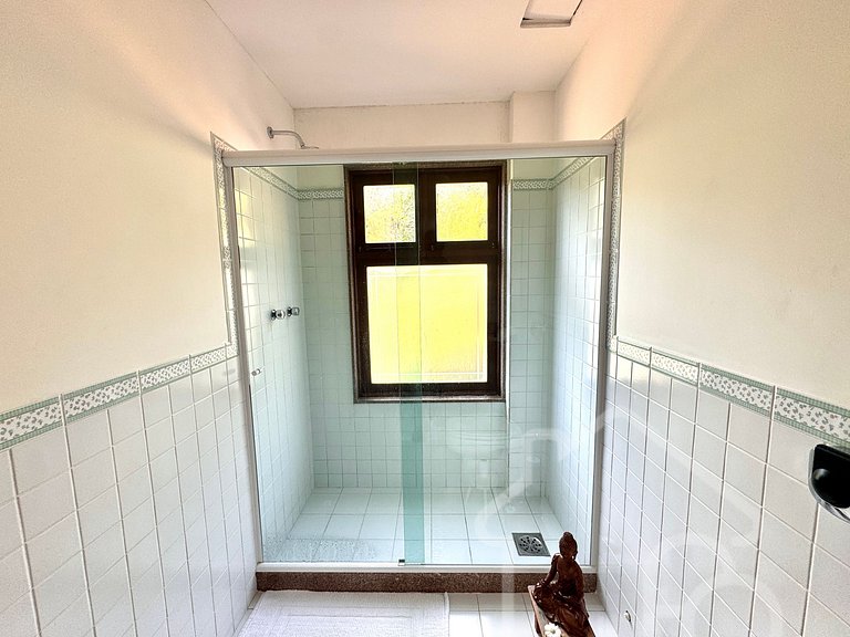 Casa com Lareira e Vista para as Montanhas