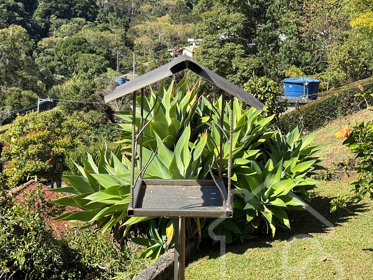 Casa com Lareira e Vista para as Montanhas