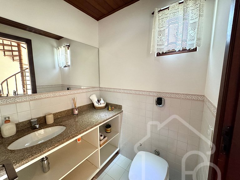 Casa com Lareira e Vista para as Montanhas