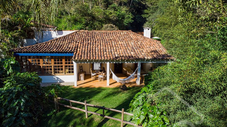 Casa de Campo em Itaipava com Piscina e Lareira