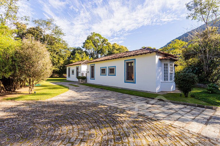 Casa de Campo em Itaipava com Piscina e Lareira