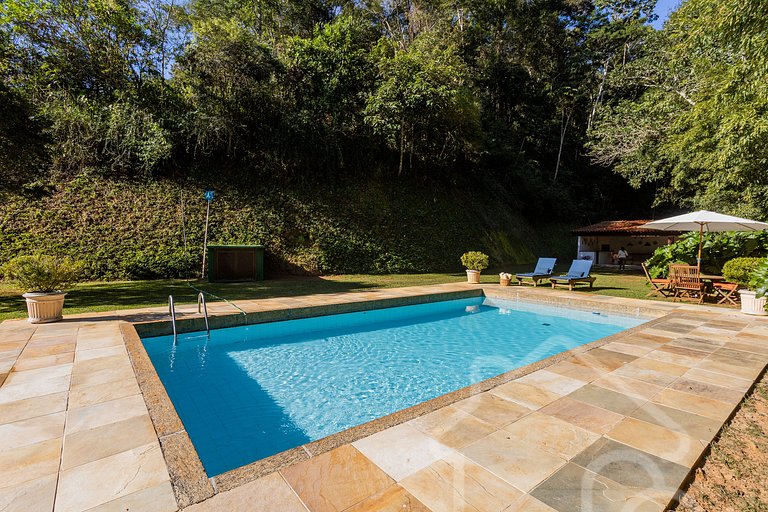 Casa de Campo em Itaipava com Piscina e Lareira