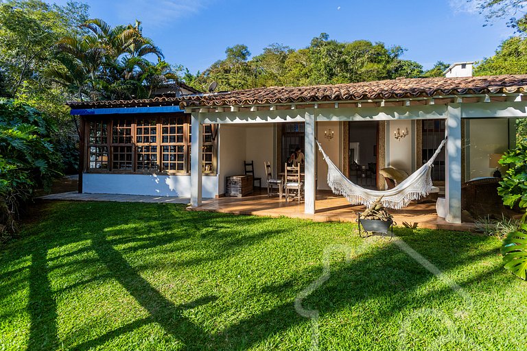 Casa de Campo em Itaipava com Piscina e Lareira