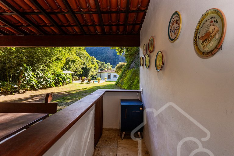 Casa de Campo em Itaipava com Piscina e Lareira