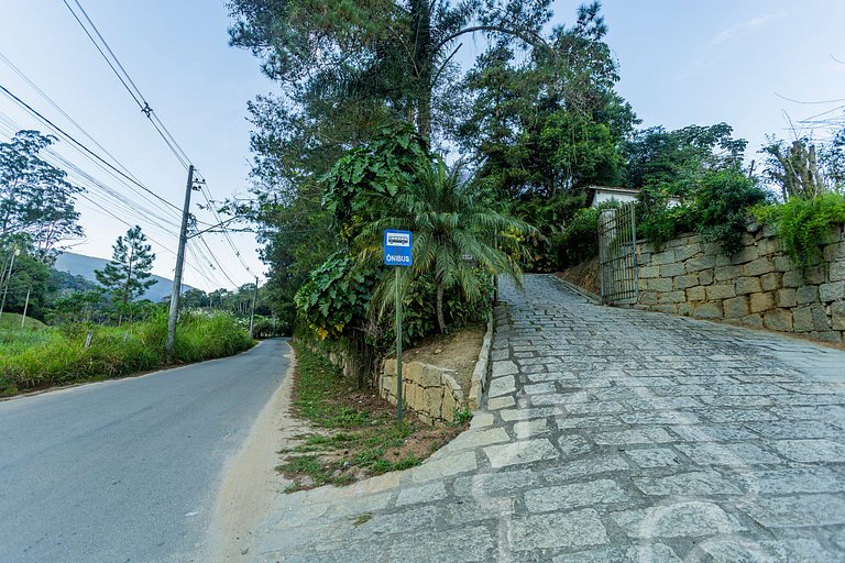 Casa de Campo em Itaipava com Piscina e Lareira