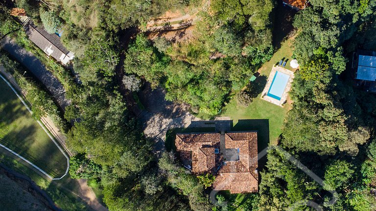 Casa de Campo em Itaipava com Piscina e Lareira