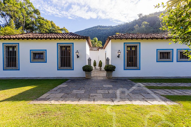 Casa de Campo em Itaipava com Piscina e Lareira