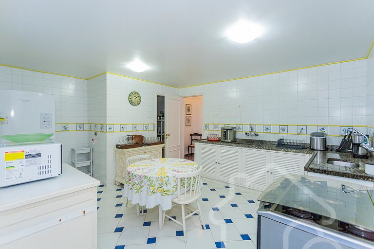Casa de Campo em Itaipava com Piscina e Lareira