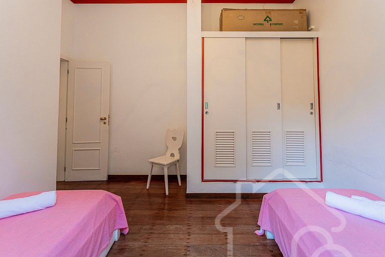 Casa de Campo em Itaipava com Piscina e Lareira