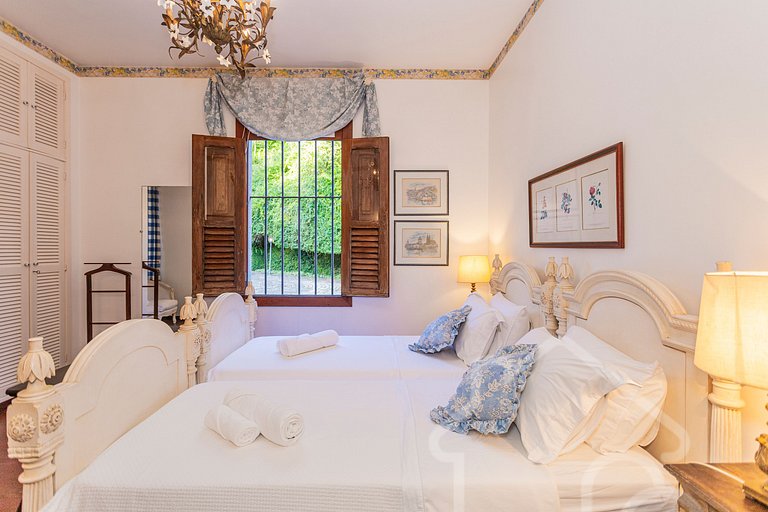 Casa de Campo em Itaipava com Piscina e Lareira