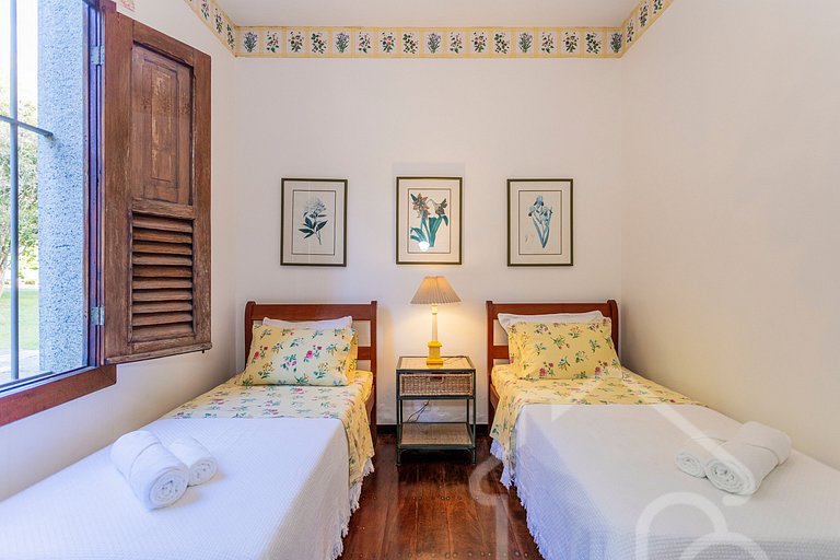 Casa de Campo em Itaipava com Piscina e Lareira