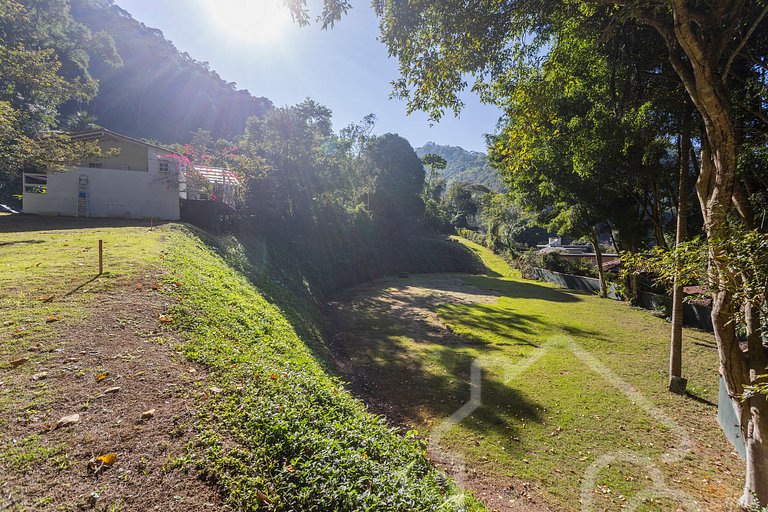 Cabana em Itaipava com Vista para a Serra
