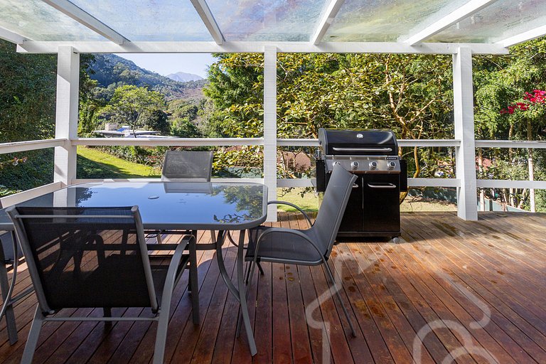 Cabana em Itaipava com Vista para a Serra